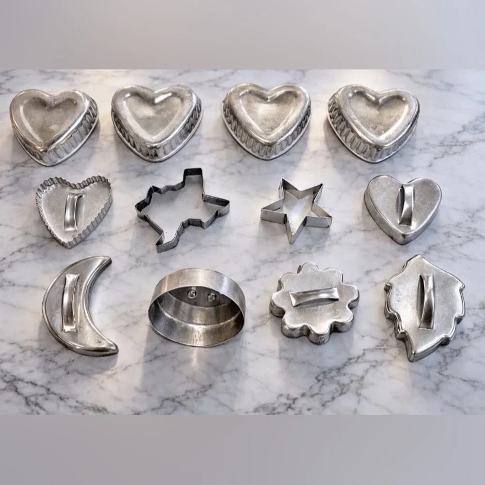 Vtg Heart Jello Molds Aluminum Cookie Cutters Moon Leaf Star Texas Mixed Lot 12
